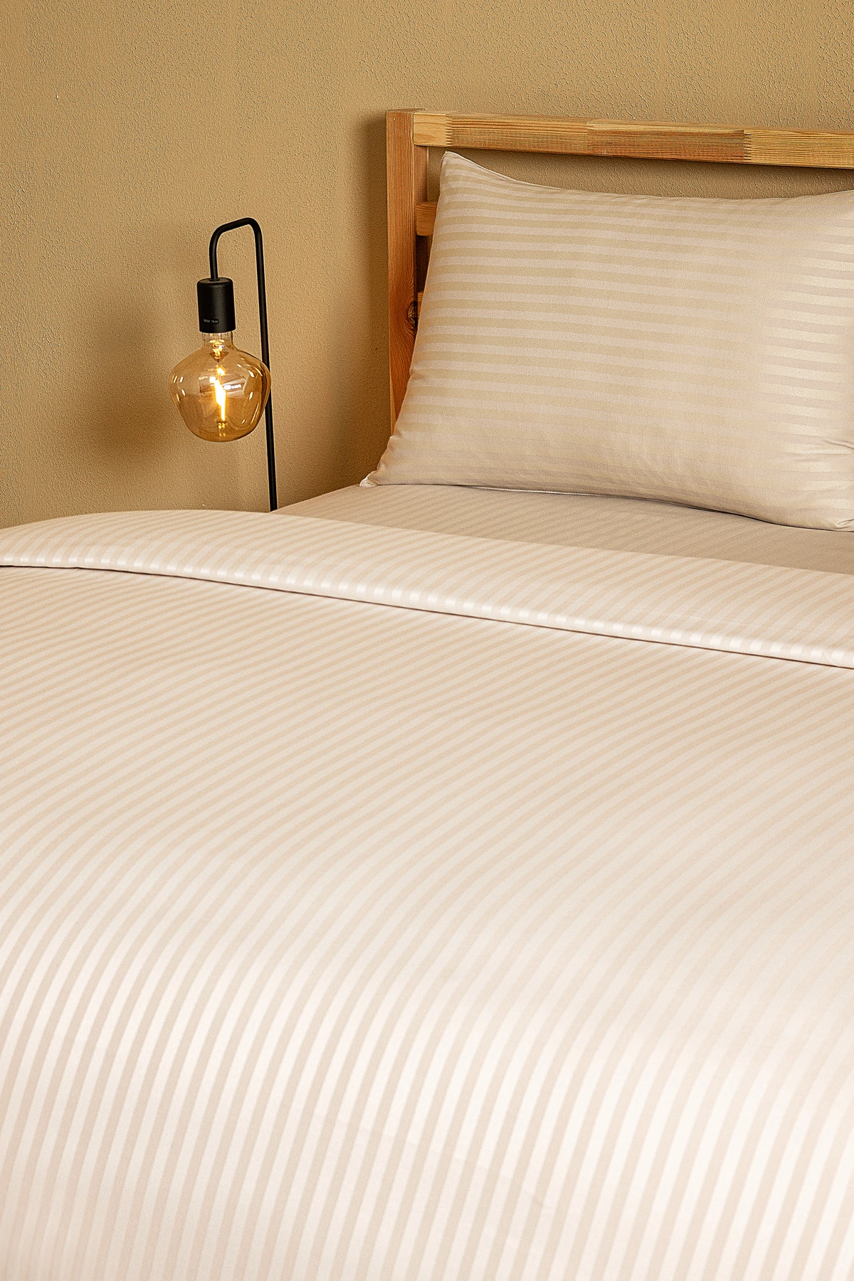 Nevresim Takımı, Çizgili Saten - Krem İnci - Görsel 4