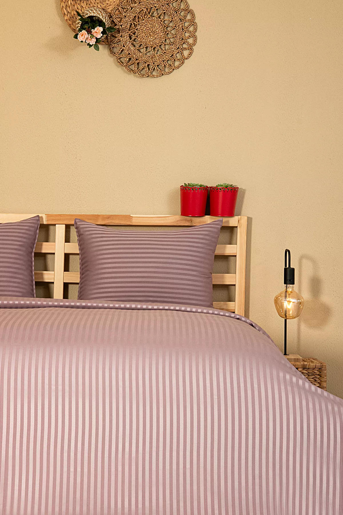 nevresim-takimi-mor-inci-7 Nevresim Takımı, Çizgili Saten - Mor İnci - Görsel 1