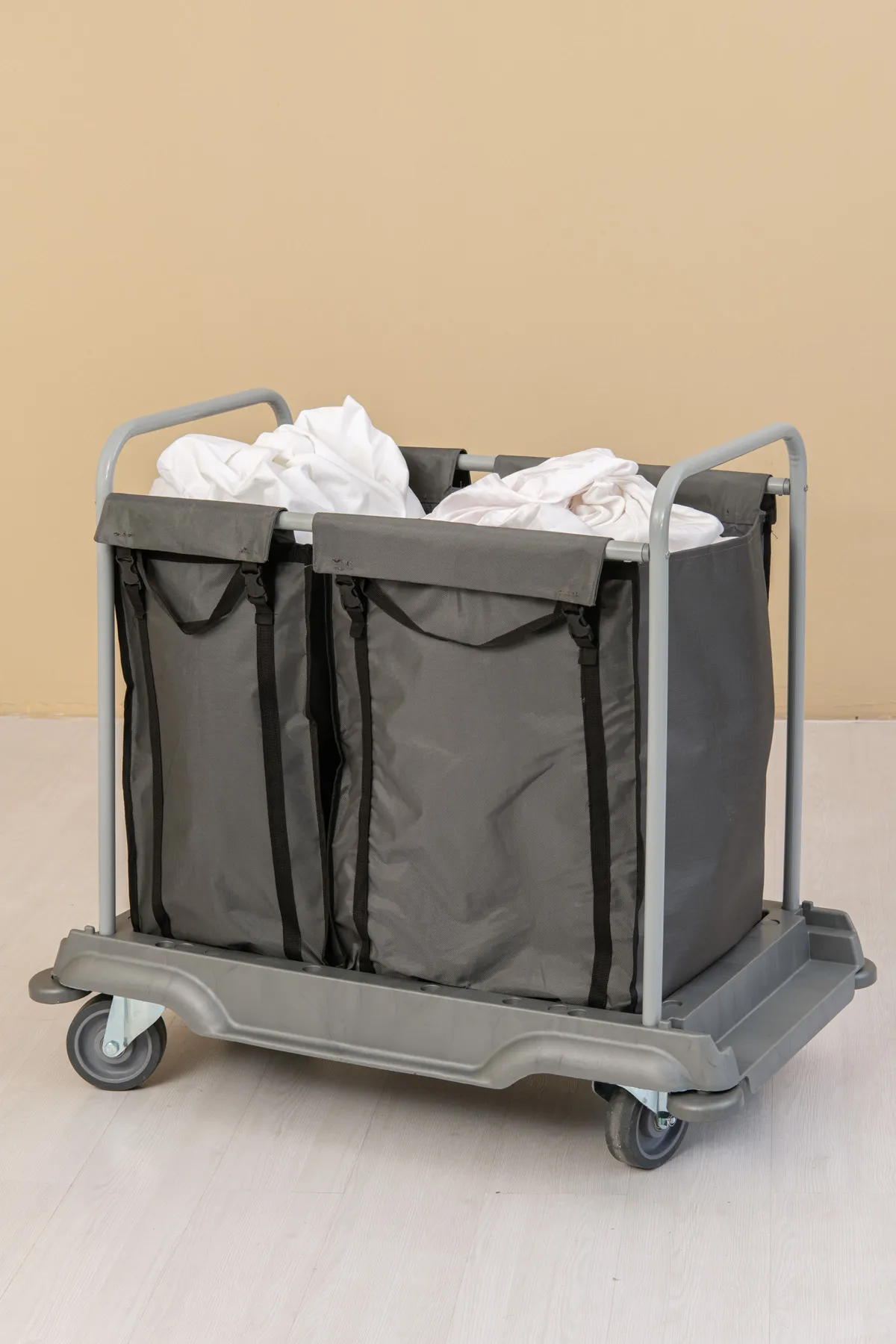 Çamaşır Toplama Arabası - Görsel 1