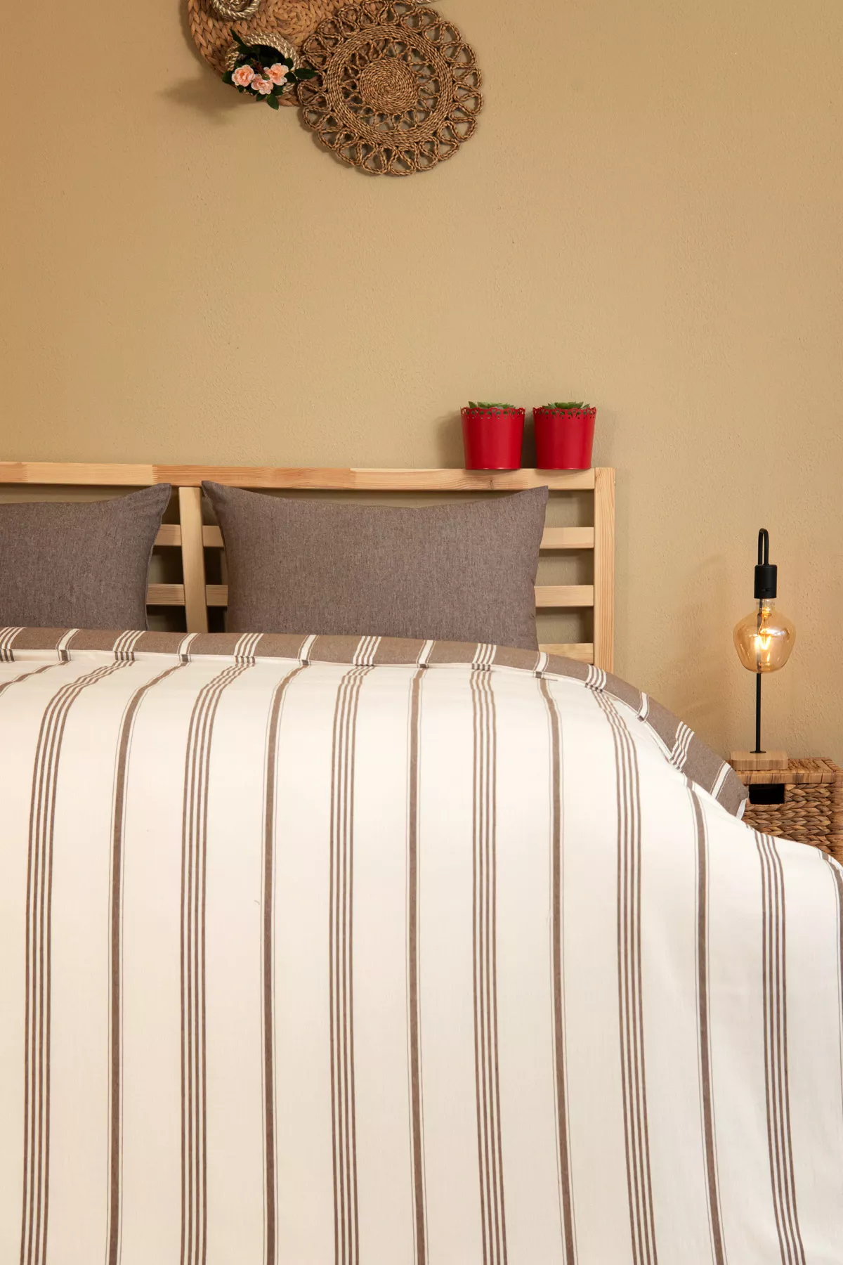 Nevresim Takımı, İzmir Desen - %100 Pamuk - Görsel 4