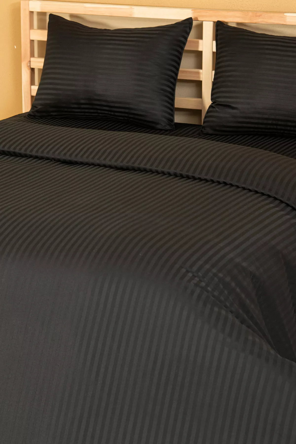 Nevresim Takımı, Çizgili Saten - Siyah İnci - Görsel 4