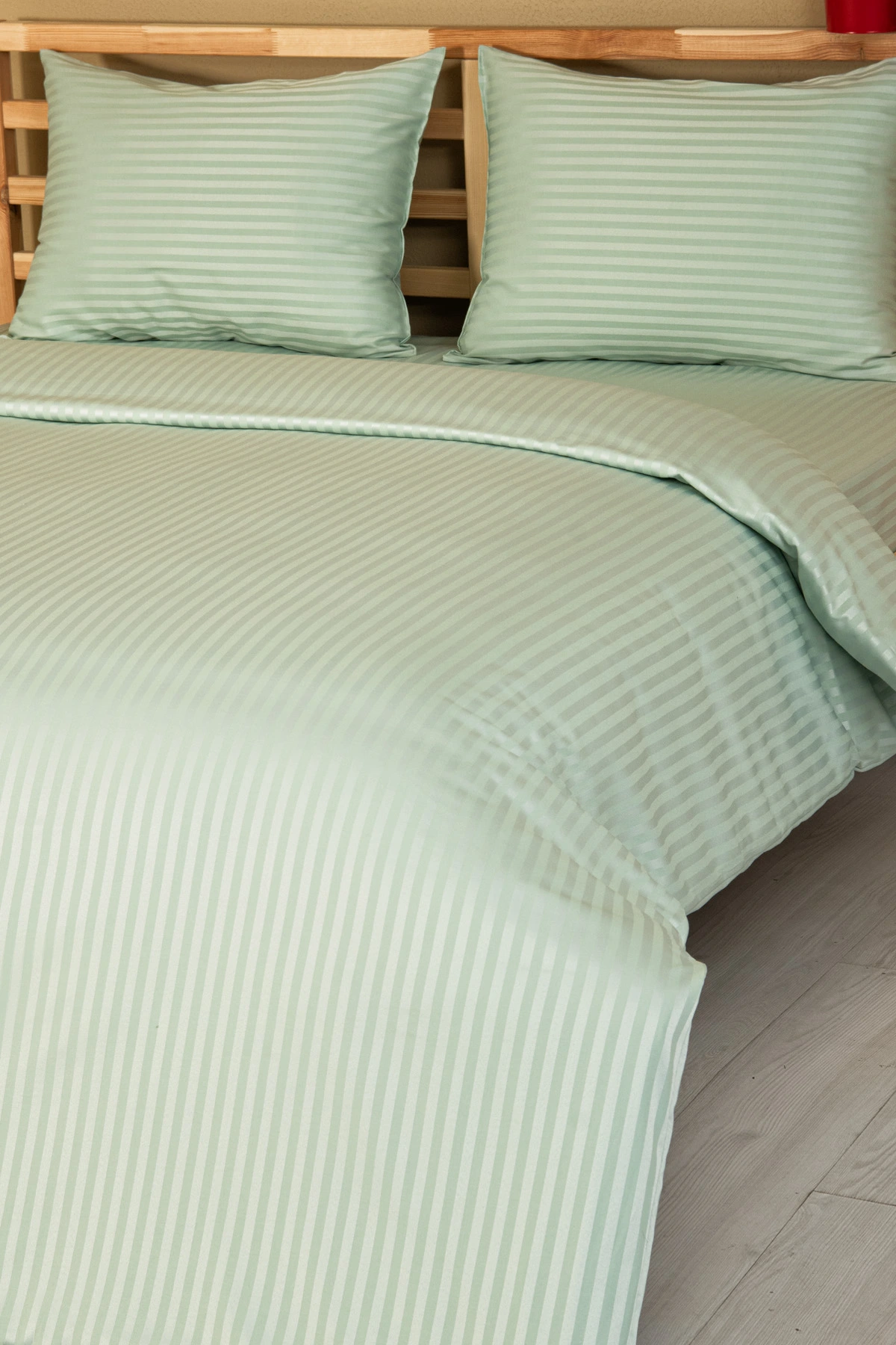 Nevresim Takımı, Çizgili Saten - Zümrüt İnci - Görsel 4