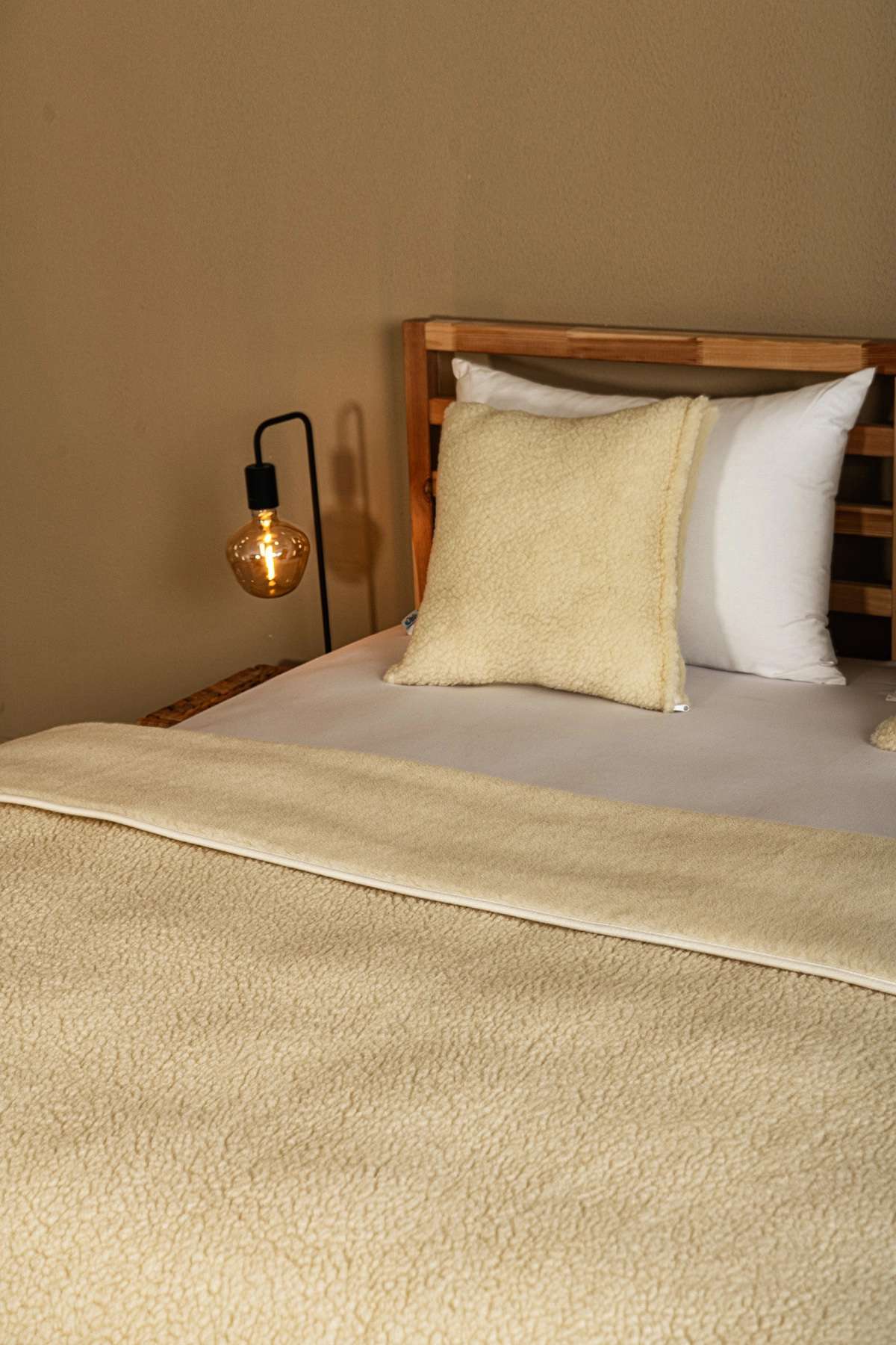 Yün Dekoratif Yatak Takımı - %100 Yün - Tüm Ebatlar - Ücretsiz Kargo - Görsel 4