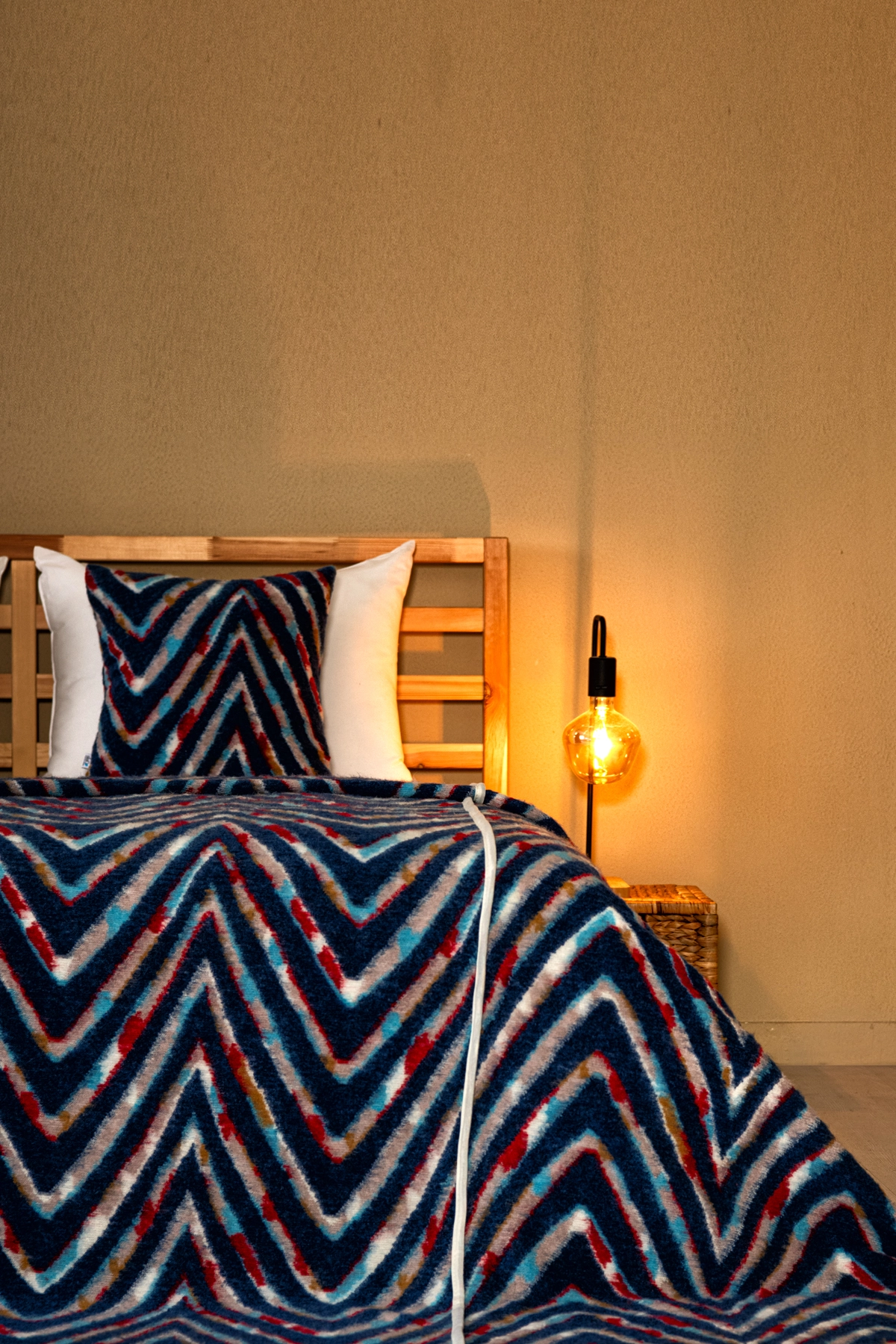 Yün Dekoratif Yatak Takımı - Mudurnu Desen - %100 Yün - Tüm Ebatlar - Ücretsiz Kargo - Görsel 1