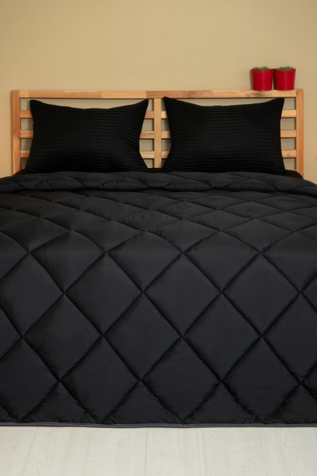 Yorgan, Microfiber - Kara İnci - Tüm Ebatlar - Görsel 2