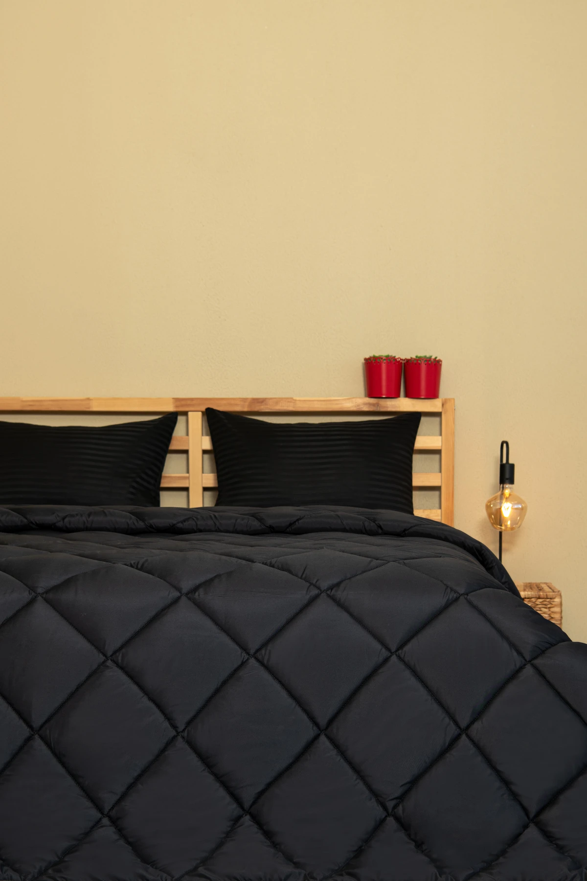 Yorgan, Microfiber - Kara İnci - Tüm Ebatlar - Görsel 1